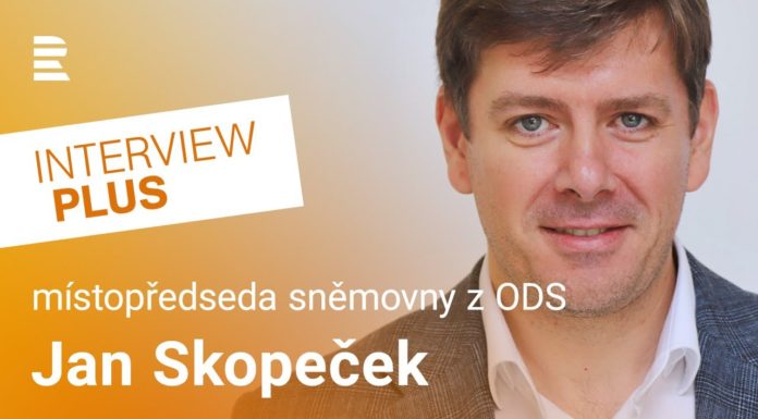Skopeček: Padáme rychle z mrakodrapu, jsme někde u 195. patra a nevidíme tu zem, ke které se řítíme