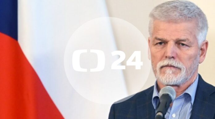 Brífink prezidenta Petra Pavla